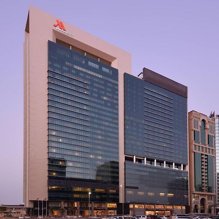 Marriott Executive Apartments Downtown, Abu Dhabi Exterior photo